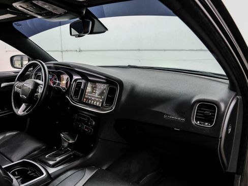 Used 2015 Dodge Charger R/T w/ Plus Group RWD image 17