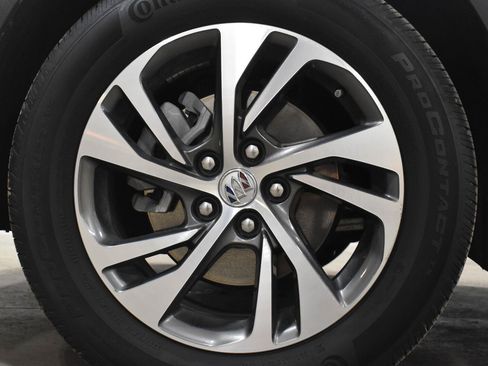 Used 2023 Buick Envision Essence FWD image 30