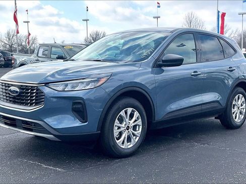New 2026 Ford Escape Active image 2