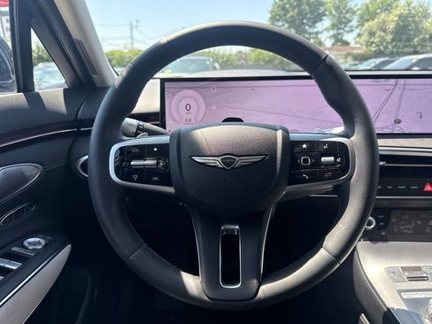 Used 2026 Genesis GV70 2.5T Advanced AWD/4WD image 25