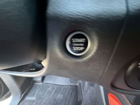 Used 2023 Nissan Frontier PRO-4X w/ Pro Convenience Package image 17