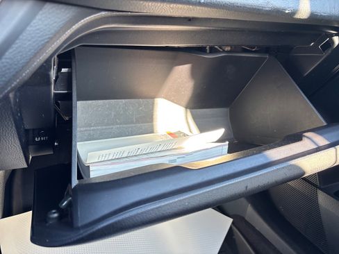 Used 2014 Toyota Corolla S image 37