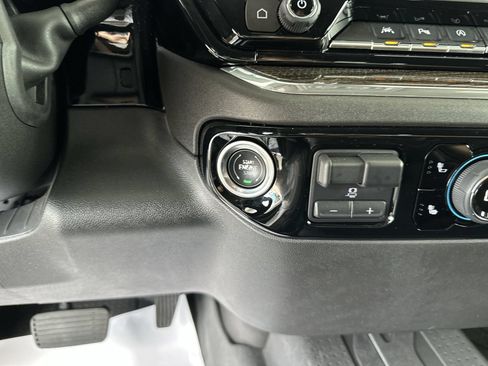 Used 2024 Chevrolet Silverado 1500 LT w/ Safety Package RWD image 17