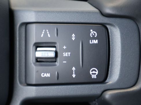 Certified 2025 Land Rover Defender 110 S AWD/4WD image 16
