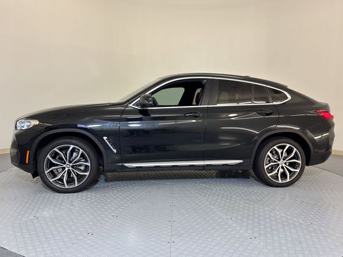 Used 2024 BMW X4 xDrive30i w/ Parking Assistance Package image 2