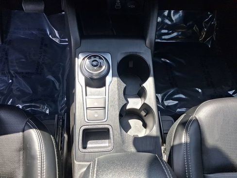 Used 2024 Ford Escape Platinum AWD/4WD image 14