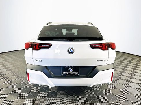 Used 2025 BMW X2 xDrive28i w/ Technology Package image 7