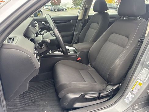 Used 2022 Honda Civic EX image 10