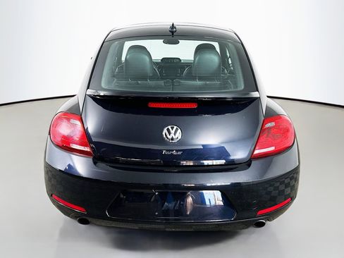 Used 2013 Volkswagen Beetle Turbo Fender image 6