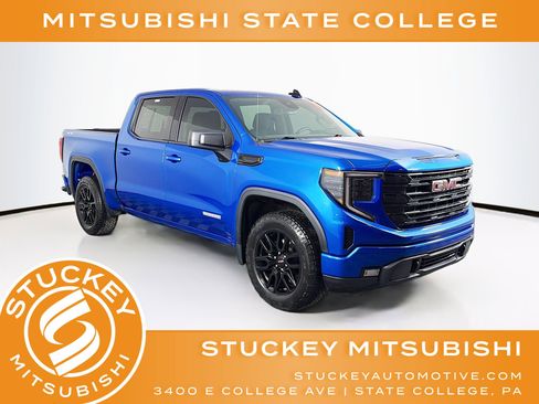 Used 2023 GMC Sierra 1500 Elevation image 1