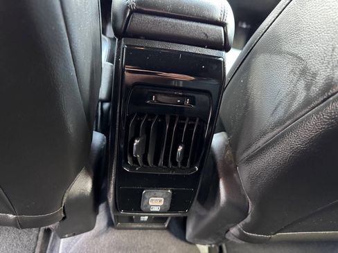 Used 2023 Jeep Compass Limited image 38