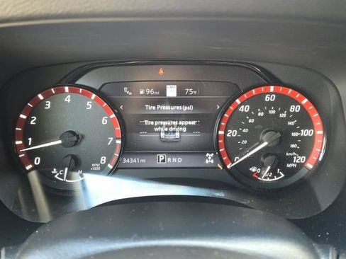 Used 2022 Nissan Frontier PRO-4X w/ Pro-4X Premium Package AWD/4WD image 23