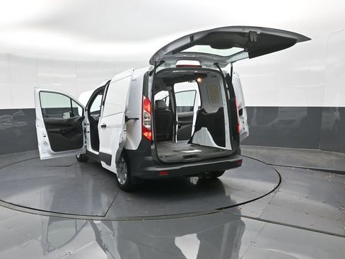Used 2017 Ford Transit Connect XL image 43