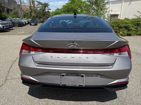 Certified 2023 Hyundai Elantra SEL w/ Convenience Package FWD image 16