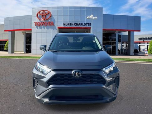 Used 2023 Toyota RAV4 LE FWD image 3