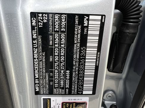 Certified 2025 Mercedes-Benz GLE 450 4MATIC image 37