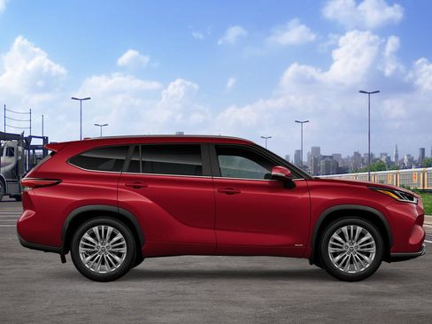 New 2026 Toyota Highlander Platinum image 12