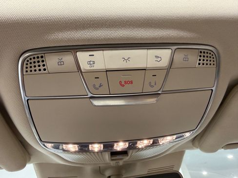 Used 2018 Mercedes-Benz S 450 Sedan image 38