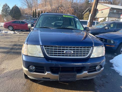 Used 2004 Ford Explorer Eddie Bauer image 2