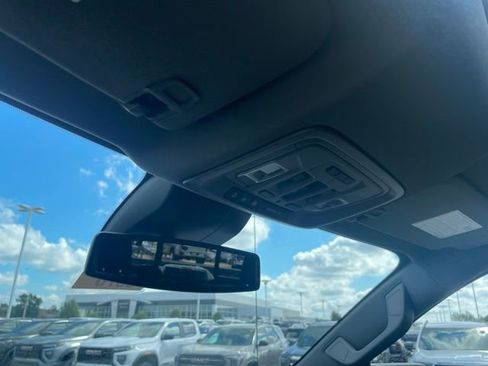 New 2026 GMC Sierra 1500 SLT w/ SLT Premium Plus Package image 23