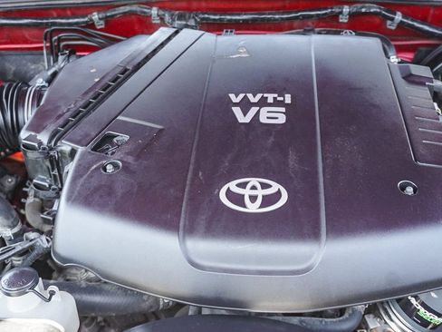 Used 2012 Toyota Tacoma PreRunner w/ TRD Off-Road Pkg RWD image 25