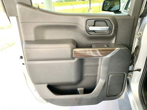 Used 2021 Chevrolet Silverado 1500 RST RWD image 17