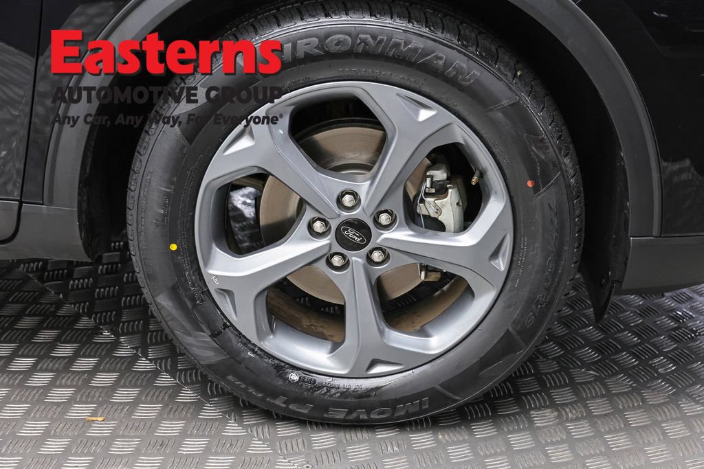 Used 2025 Ford Escape ST-Line FWD image 33