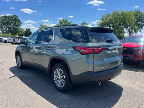 Used 2023 Chevrolet Traverse LT AWD/4WD image 7