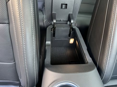 Used 2025 Ford Mustang GT Premium w/ GT Performance Package image 25