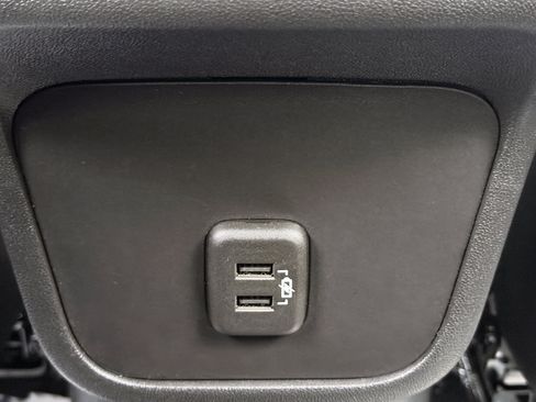 Used 2024 Chevrolet Equinox LS w/ LS Convenience Package FWD image 28