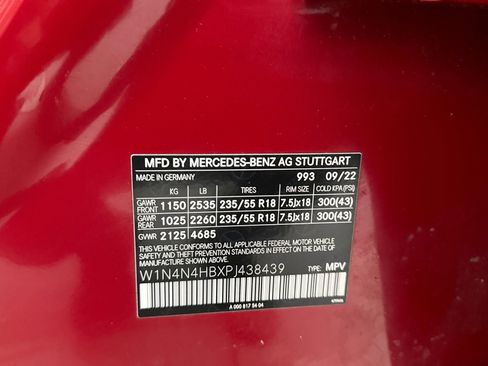 Used 2023 Mercedes-Benz GLA 250 4MATIC image 11