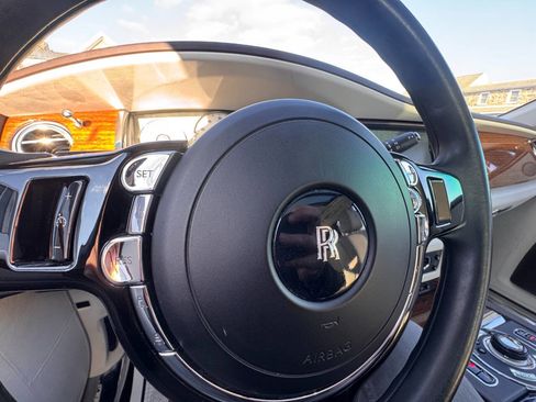 Used 2012 Rolls-Royce Ghost image 25