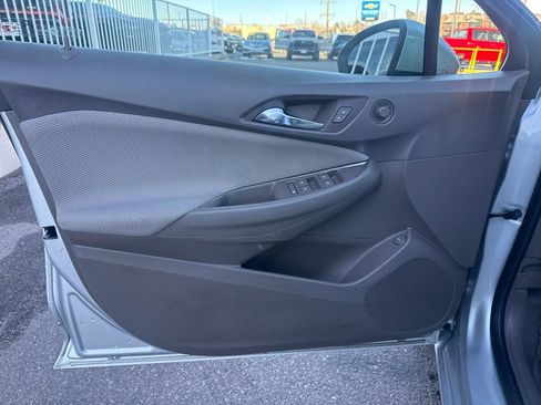 Used 2018 Chevrolet Cruze LS image 10