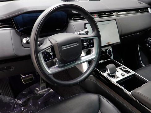 Used 2023 Land Rover Range Rover SE image 6