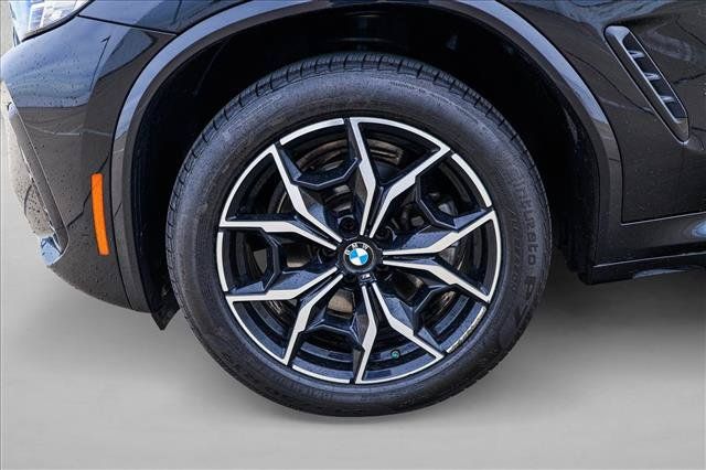 Used 2022 BMW X3 xDrive30i w/ M Sport Package 2 AWD/4WD image 9