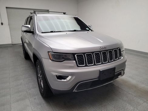 Used 2017 Jeep Grand Cherokee Limited w/ Luxury Group II RWD image 14