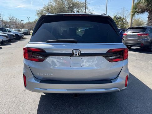 New 2026 Honda Odyssey EX-L image 4
