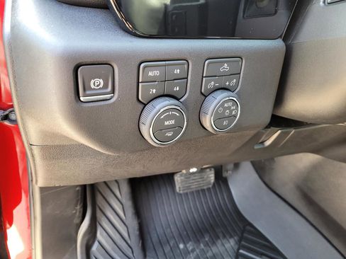 New 2026 Chevrolet Silverado 1500 RST w/ Dark Appearance Package image 16