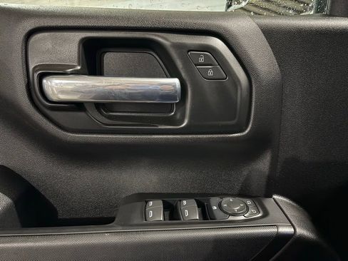 Used 2025 Chevrolet Silverado 1500 Custom w/ Turbomax Blackout Package image 19