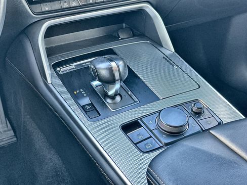 Used 2025 MAZDA CX-70 3.3 Turbo w/ Preferred Package image 17