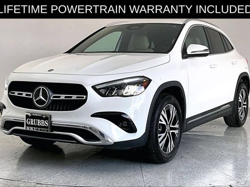 Used 2025 Mercedes-Benz GLA 250 4MATIC image 14