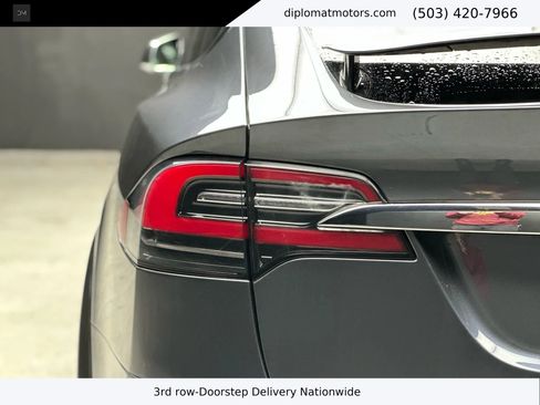 Used 2019 Tesla Model X Long Range image 14