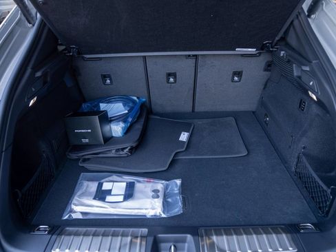 New 2026 Porsche Macan 4S Electric image 29