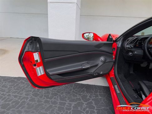 Used 2019 Ferrari 488 GTB RWD image 24