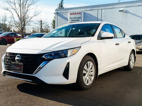 New 2025 Nissan Sentra S image 3