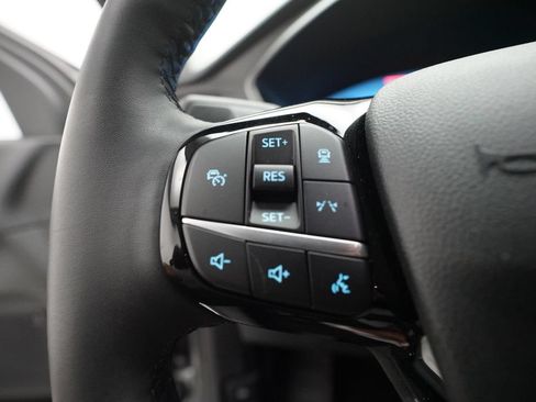 Used 2024 Ford Escape Active w/ Tech Pack #2 AWD/4WD image 18