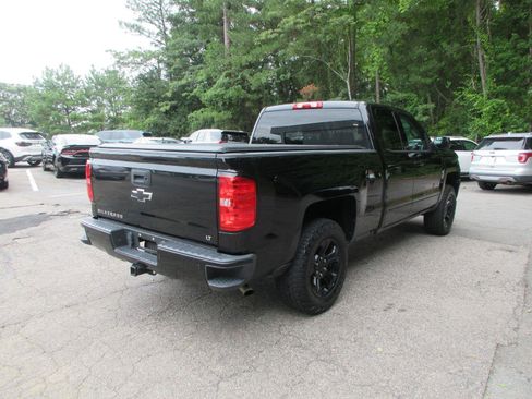 Used 2017 Chevrolet Silverado 1500 LT w/ Midnight Edition AWD/4WD image 6