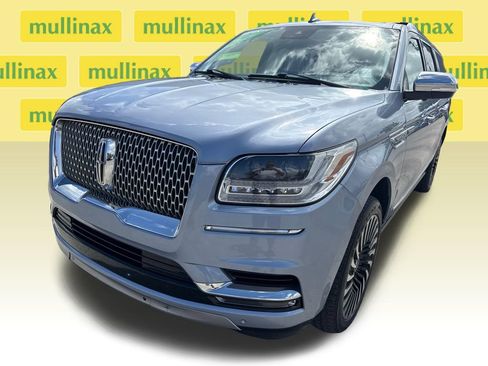 Used 2021 Lincoln Navigator L Black Label w/ Cargo Convenience Package image 10