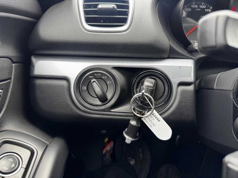 Used 2013 Porsche Boxster image 22