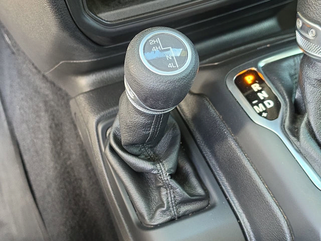 Used 2020 Jeep Gladiator Sport AWD/4WD image 28